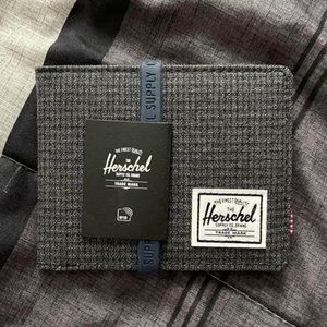 Herschel “Roy” Wallet
